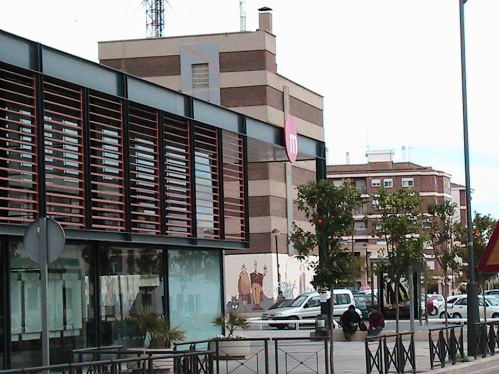 Hotel Manises Eksteriør bilde